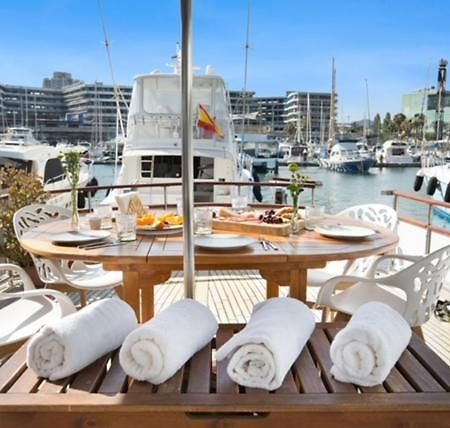מלון סנט אדריה דה בסוס Charming Boat In Barcelona - Perfect Getaway מראה חיצוני תמונה